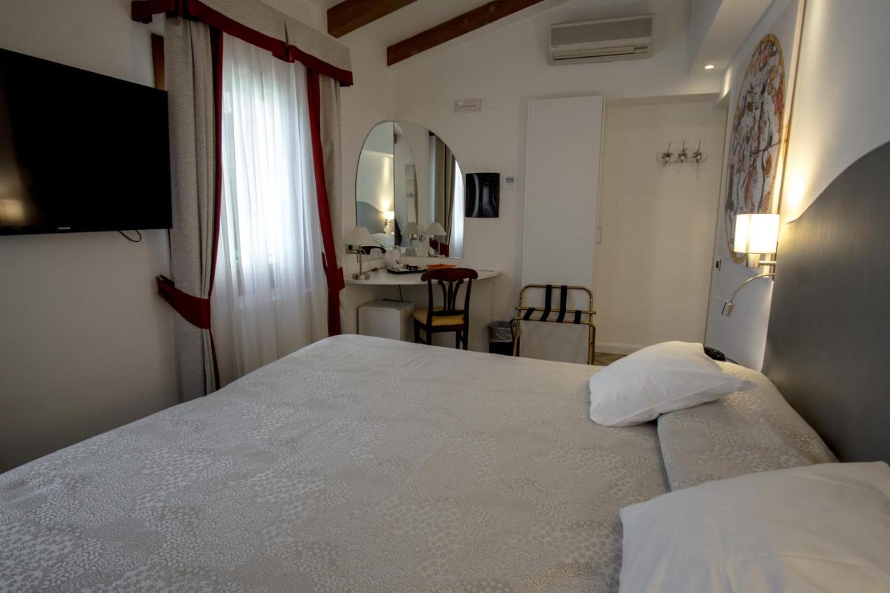 ונציה Hotel Antigo Trovatore מראה חיצוני תמונה
